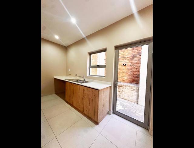 4 BEDROOM CLUSTER FOR SALE IN BRYANSTON